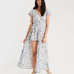 American Eagle Outfitters Light Blue Floral Jumpsuit Romper